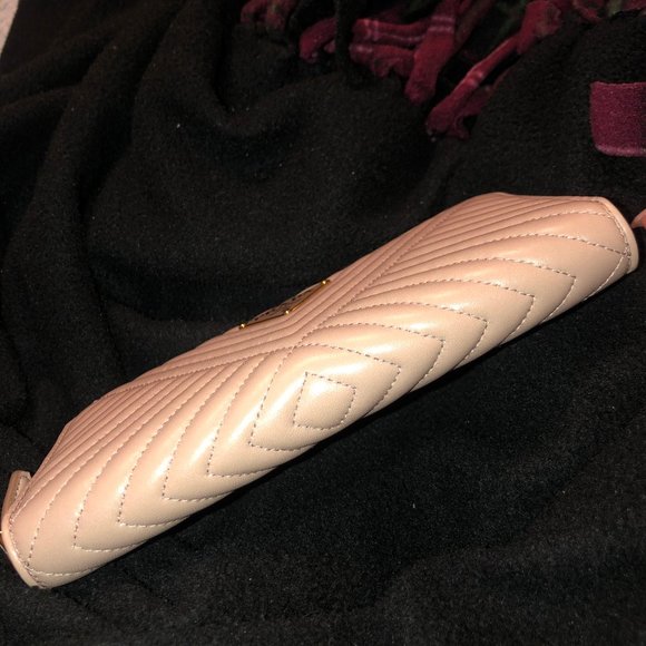 Prada Wallet - Picture 5 of 6